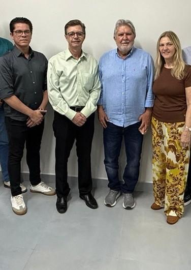 Marcelo Damasceno, Adauto Mariola, o prefeito Jorge Seba e a primeira-dama Rose Seba